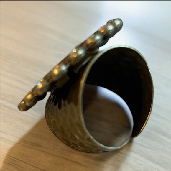 Round Rhinestone Ring - Picture 4 of 4